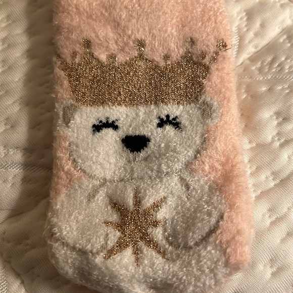 Bath & Body Works shea-infused Lounge Socks - Picture 3 of 3